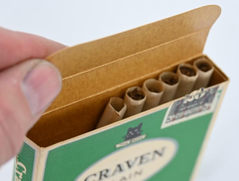 British WW2 Craven Plain Cigarets in Box