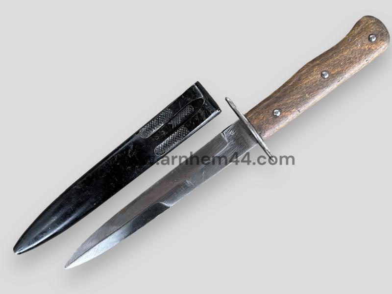 German WWII Close Combat Knife