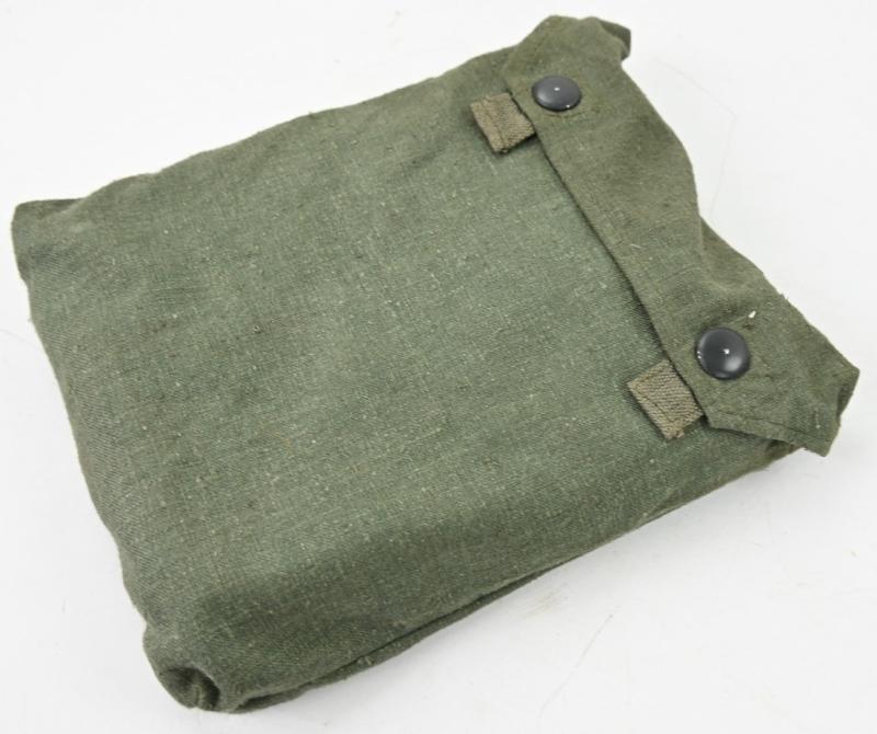 German WH M31 Gascape with Pouch