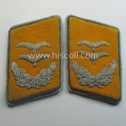 Clearly tunic-removed - and fully matching! - pair...