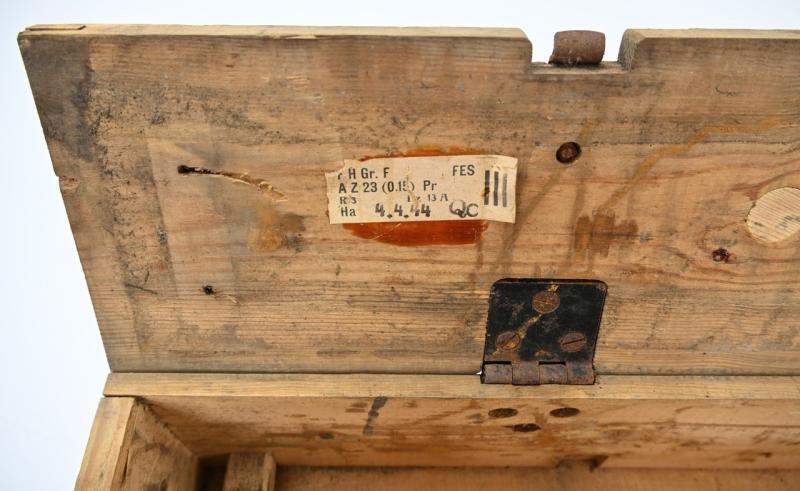 German WH Arillery Ammunition Box 'Le FH 18'