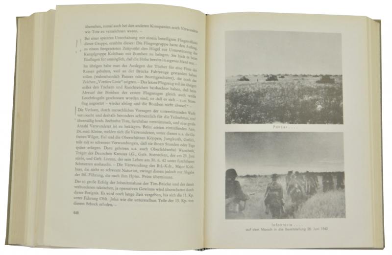 German Signed Book: die Geschichte des Panzerkorps Großdeutschland