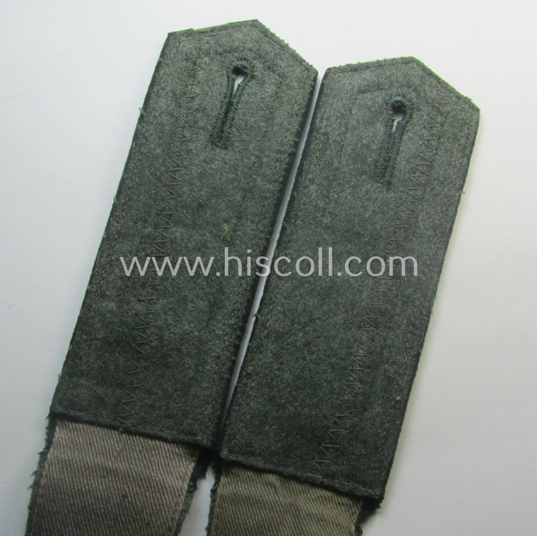 Pair of WH (Heeres) neatly 'cyphered', 'M36- o. M40'-pattern NCO-type shoulderstraps: 'Uffz. des Wehrersatzdienstelle im Wehrkreises XII'