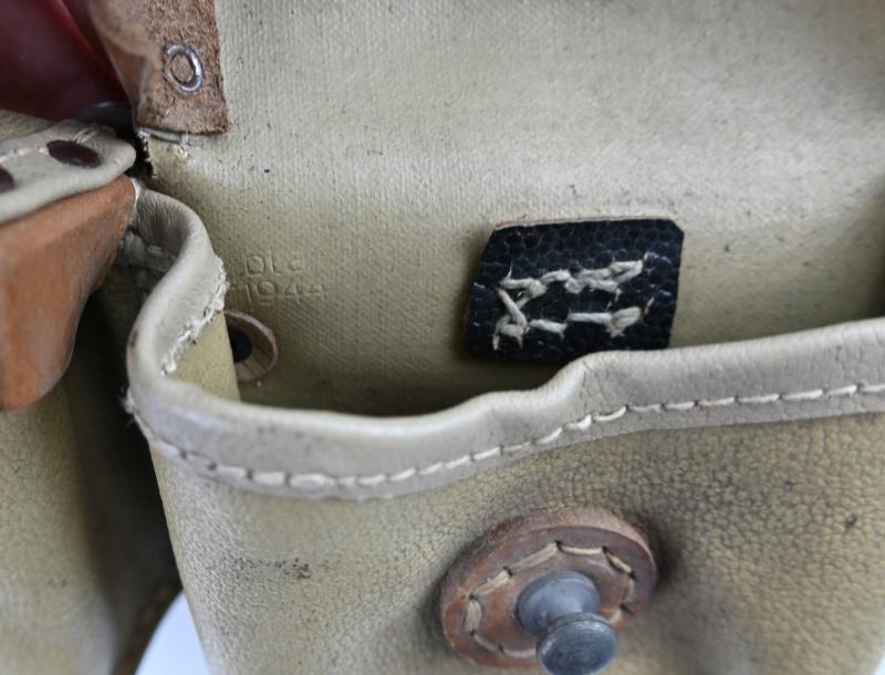 German WH G43 Ammo Pouch 'Bla 1944'