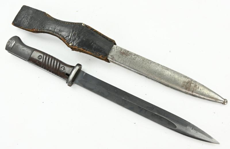 German WH K98 Bayonet with frog