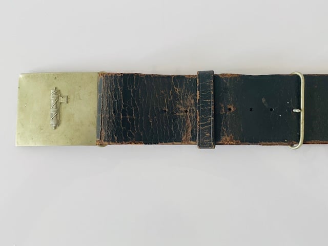 RARE BRITISH UNION OF FASCISTS BELT AND BUCKLE DATING FROM THE EARLY 1930s WITH MAKERS MARK.