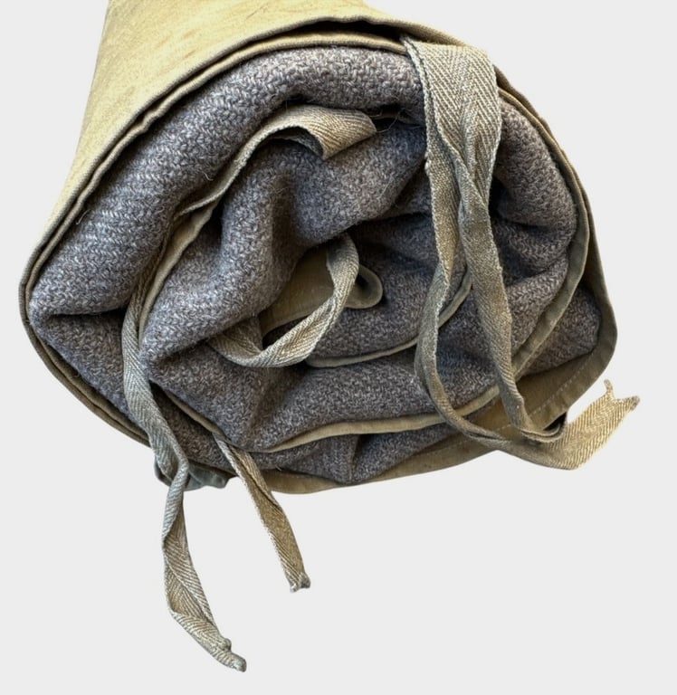 Large Blanket with cover from the estate of "Hauptmann Rechenberg Panzer Jäger Regt 24"