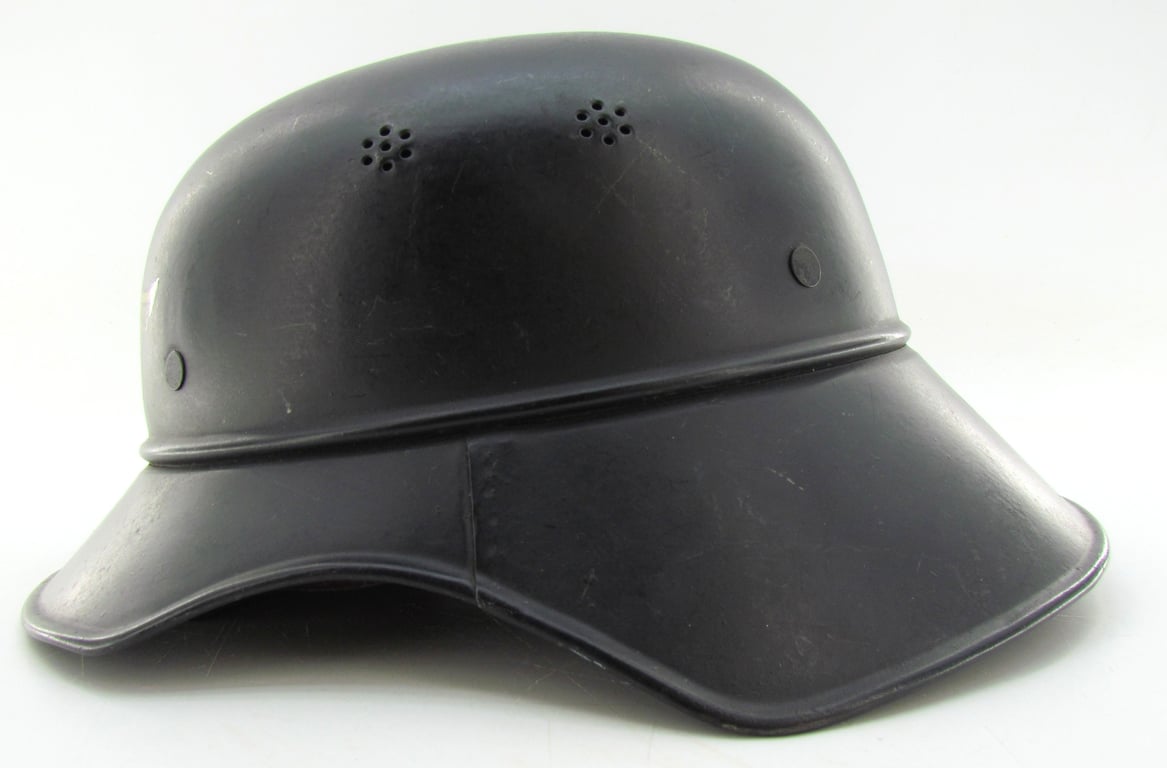 Luftschutz Gladiator Helmet – Excellent - Mint Condition