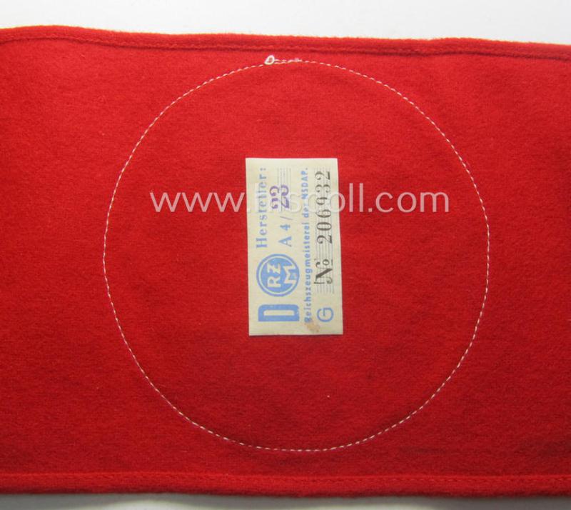 'Extra Qualität', N.S.D.A.P.-pattern, smooth-woolen-based swastika-armband (ie. 'Armbinde') that still retains its period 'RzM'-etiket