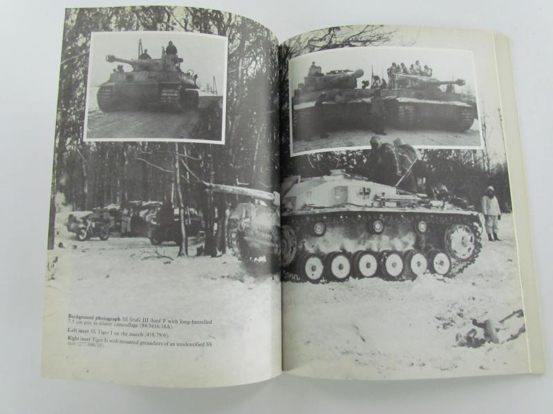 Book : Waffen SS in Russia