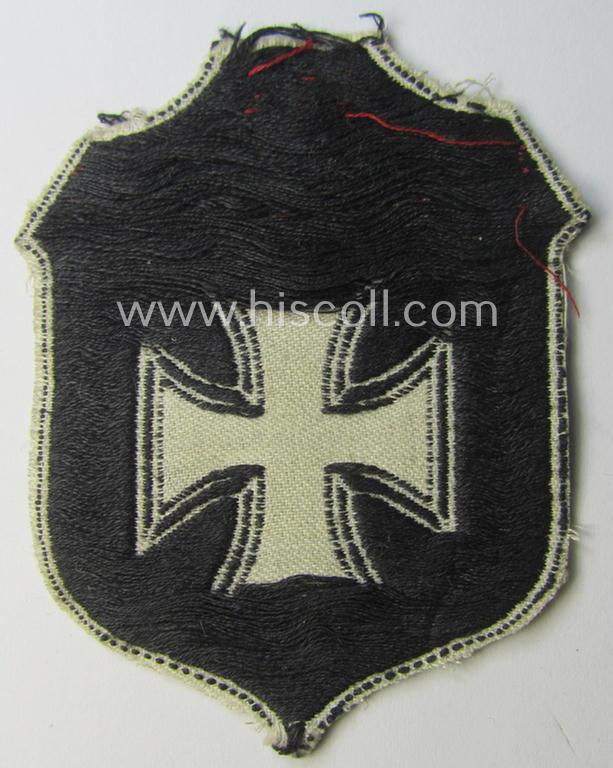 Attractive - moderately used and actually scarcely encountered! - neatly 'BeVo'-woven, 'Der Stahlhelm - Bund der Frontsoldaten (Sta)'-related, so-called: 'Ärmelabzeichen des Landesverband (o. L.V.) Mitteldeutschland'