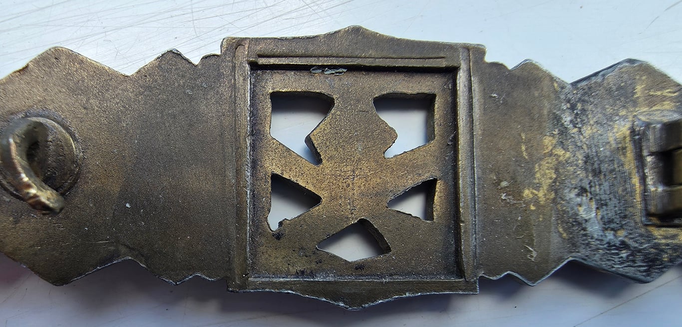 Reproduction Nahkampfspange (Close Combat Clasp) in bronze