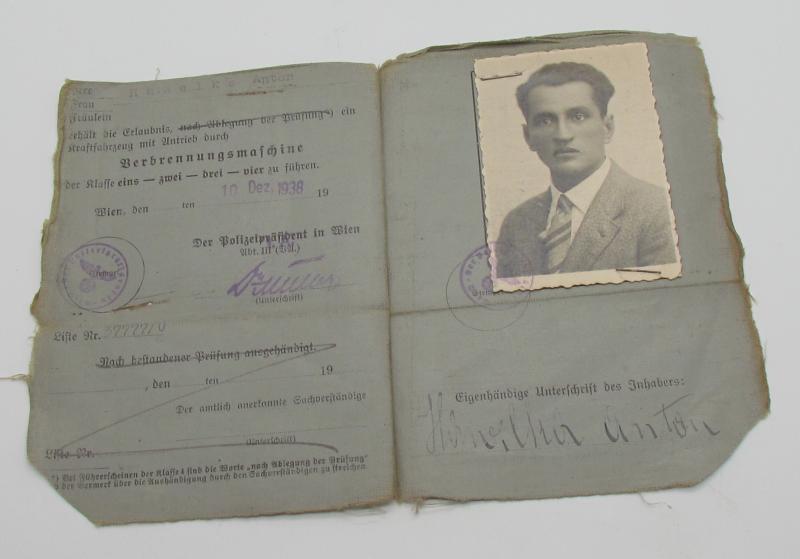 Führerschein 1938 (Drivers Licence) with photo