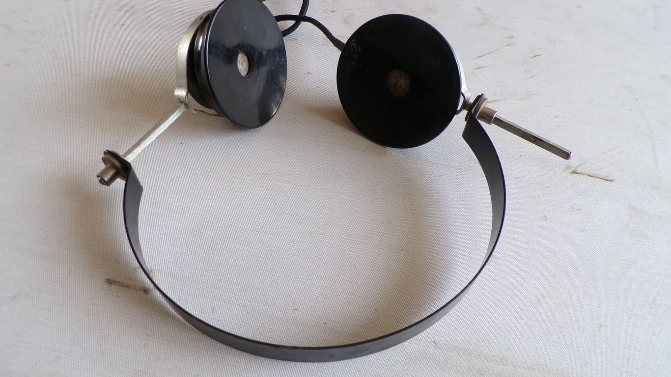 Wehrmacht Communication Headphones (Doppelfernhörer)