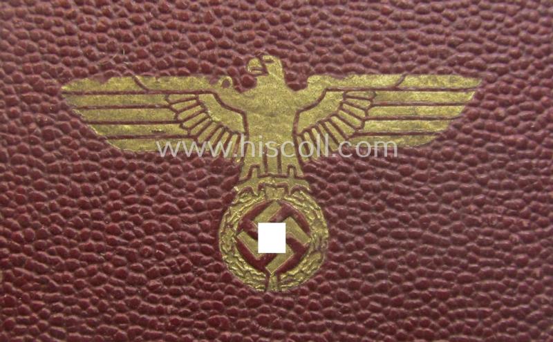 Hardly used, WH Czech-occupation- (ie. 'Anschluss'-) medal: '1. Oktober 1938' that comes stored in its bordeaux-red-coloured- and/or non-maker-marked etui as issued