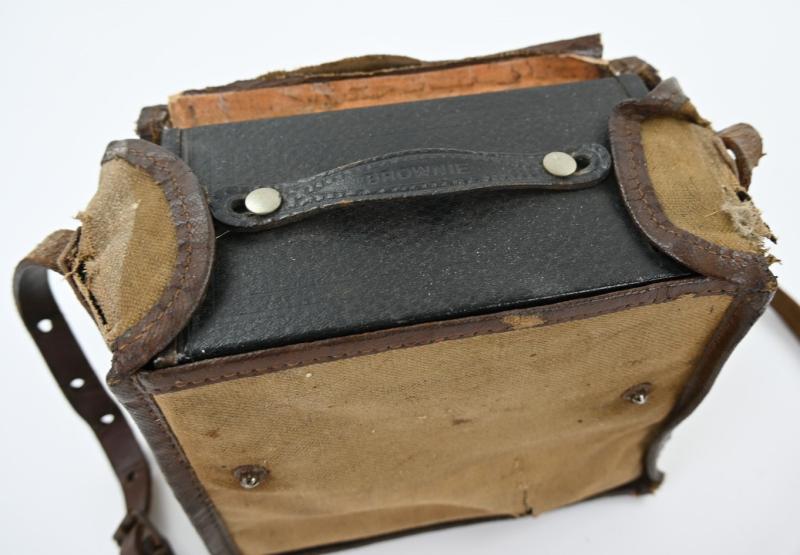 Canadian WW1 Camera with Carrying Case