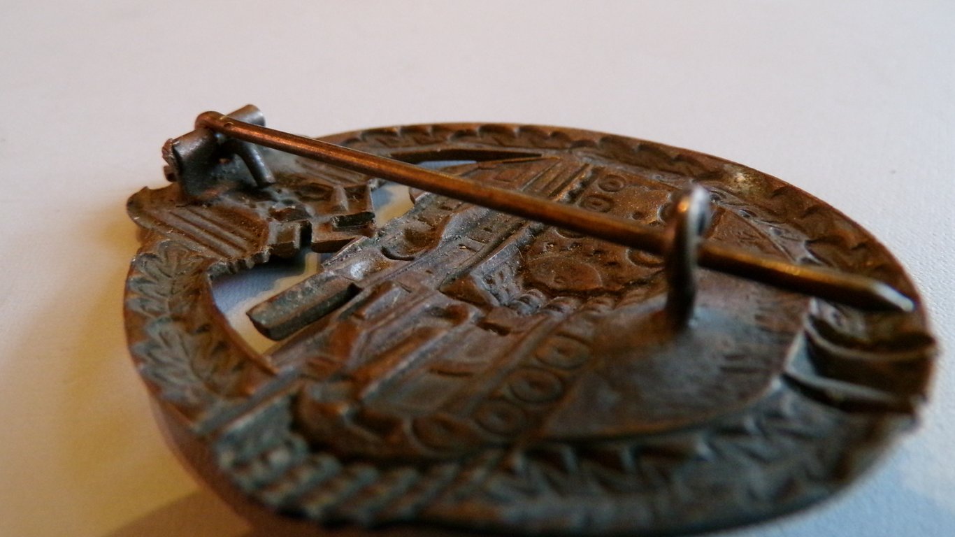 Panzerkampfabzeichen in bronze