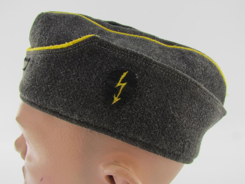 Wehrmacht Female ( Helferin ) Signal Auxiliaries Overseas Cap