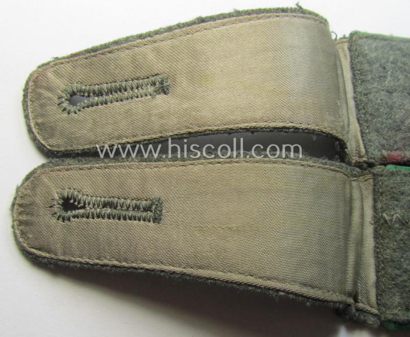 Pair of WH (Heeres) EM-type (ie. 'M40- o. M43'-pattern) shoulderstraps: 'Soldat eines Gebirgsjäger- o. Jäger-Rgts.'