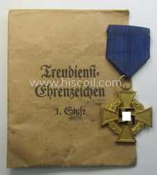 'Treuedienst Ehrenzeichen 1. Klasse' that comes stored in...