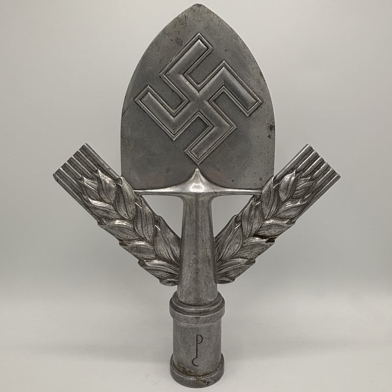 RAD Flagpole Finial with Carrying Bag - Gebrüder Cossack Maker Marked