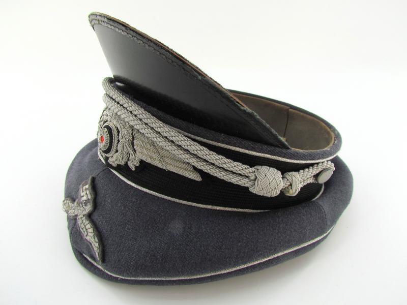 Luftwaffe officer visor cap ‘Schirmmütze’ by Erstklassig