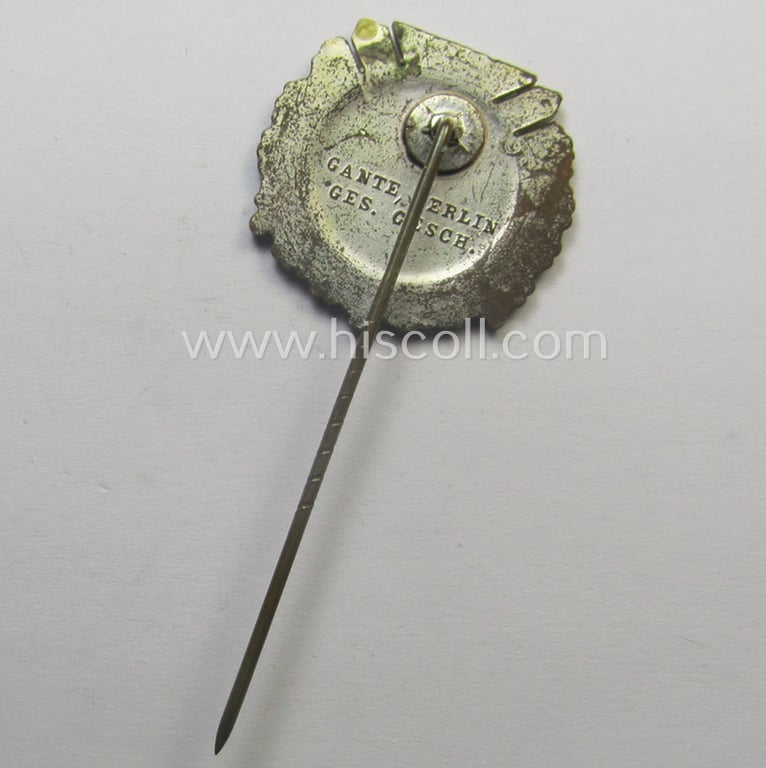 Membership lapel-pin (or: 'Mitgliedsabzeichen') aka: 'Silberne Ehrennadel für 10 Jahre Mitgliedschaft im Reichstreubund ehemaliger Berufssoldaten (o. RTB)' being a maker- (ie. 'Gante - Berlin'-) marked example