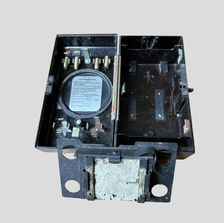 Bakelite Field Lantern spare parts box