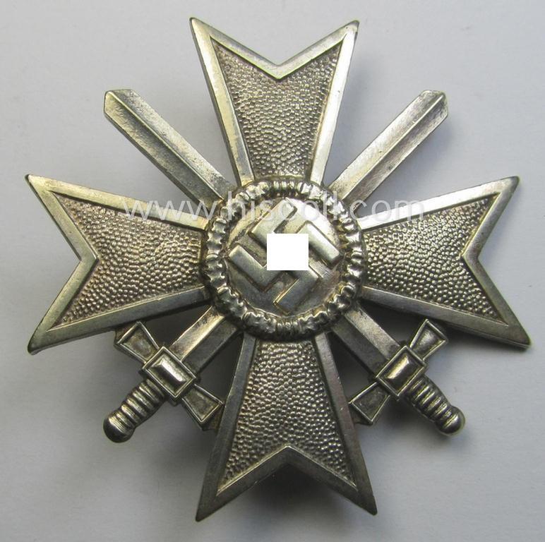 'KvK 1. Kl. mit Schwertern' in etui by: 'Kerbach & Oesterhelt'