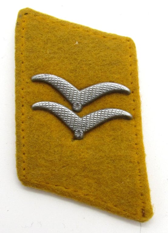 Luftwaffe Flight/FJ 'Gefreiter ' Collar Tabs