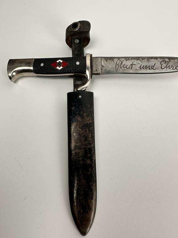 Early HJ knive "blut und Ehre!"
