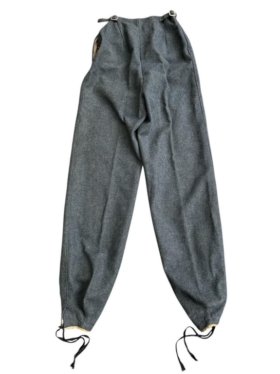 Luftwaffe Flakhelferin (AA helper) M44 trousers
