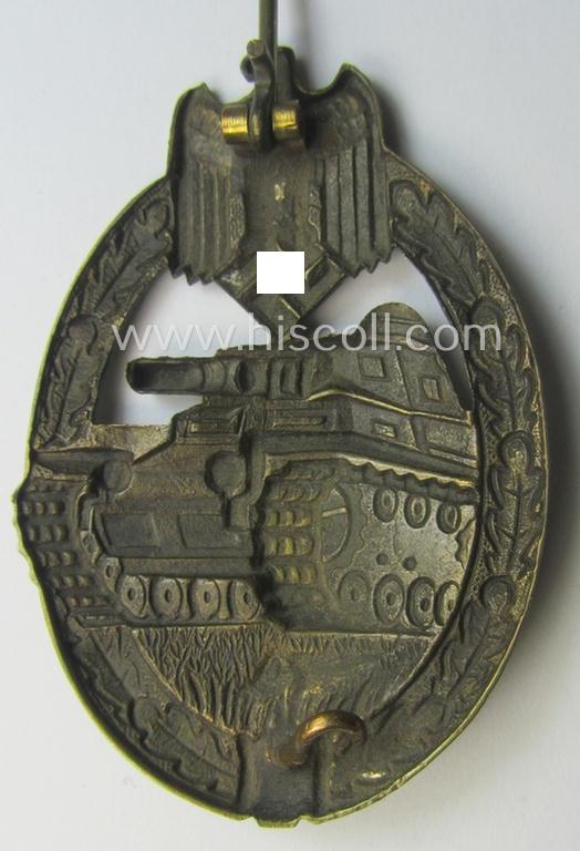 'Panzerkampf-Abzeichen in Bronze' being a (typical!) unmarked, 'Buntmetall'-based- and/or 'hollow-back'-specimen as was produced by the: 'Karl Würster'-company