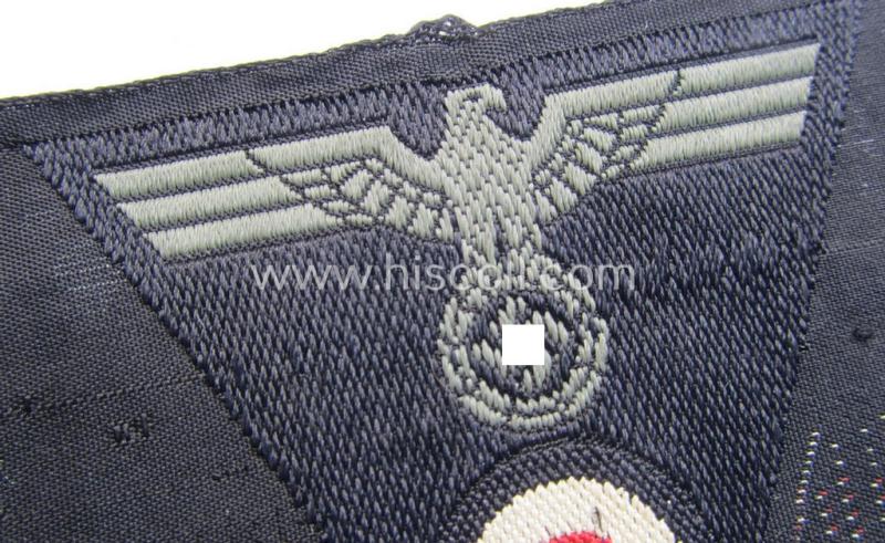 Superb, WH (Heeres) so-called: 'M43-pattern'-cap-eagle/cocarde (ie. cap-trapezoid or: 'Mützentrapez') as was specifically produced for usage on the black-coloured 'M-43'-model 'Panzer'-caps (ie. 'Einheitsfeldmützen')