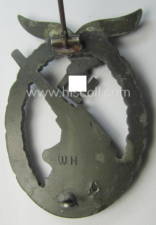 WH (Luftwaffe) 'Flakkampfabzeichen' by the: 'Wilhelm Hobacher'- (ie. 'WH'-) company