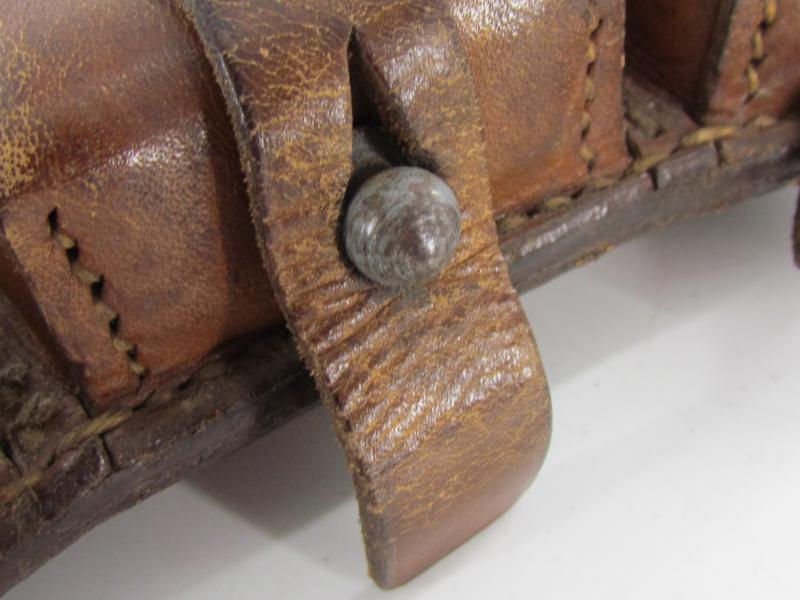 WH/SS Brown K98 Ammunition Pouch