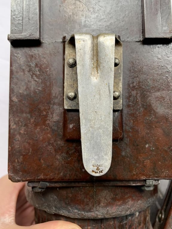 WH (Heer) Bakelite Carbid Lantern