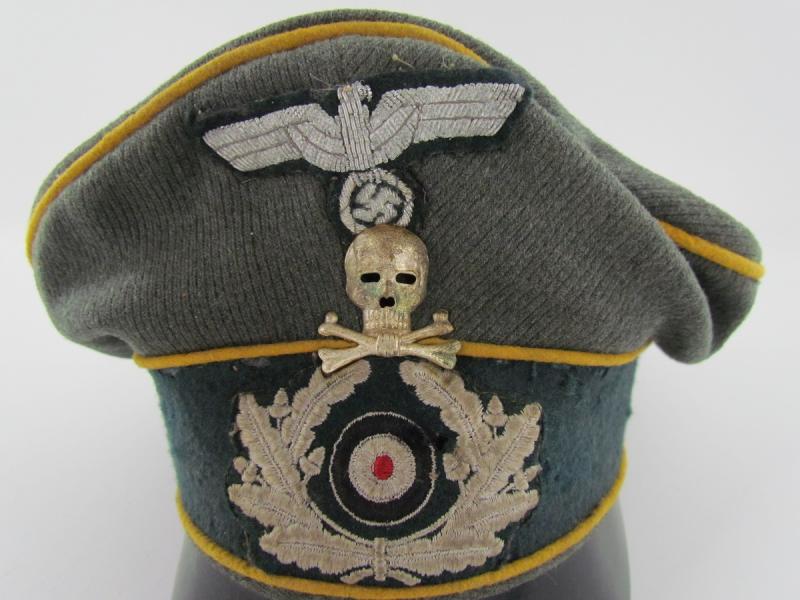 WH (Heer) Kavallerie Officers 'Crusher' Visor Cap Maker Marked