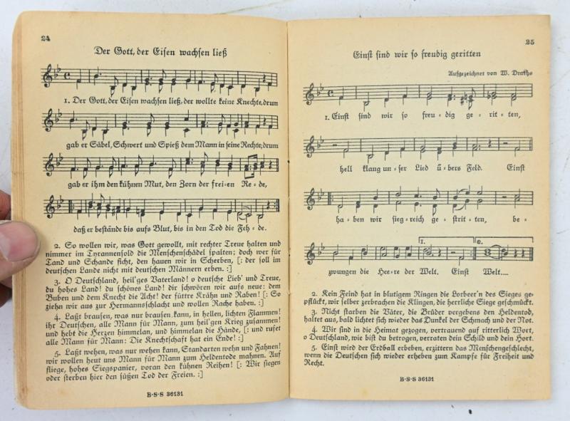 German WH Marching Songs Pocket Book