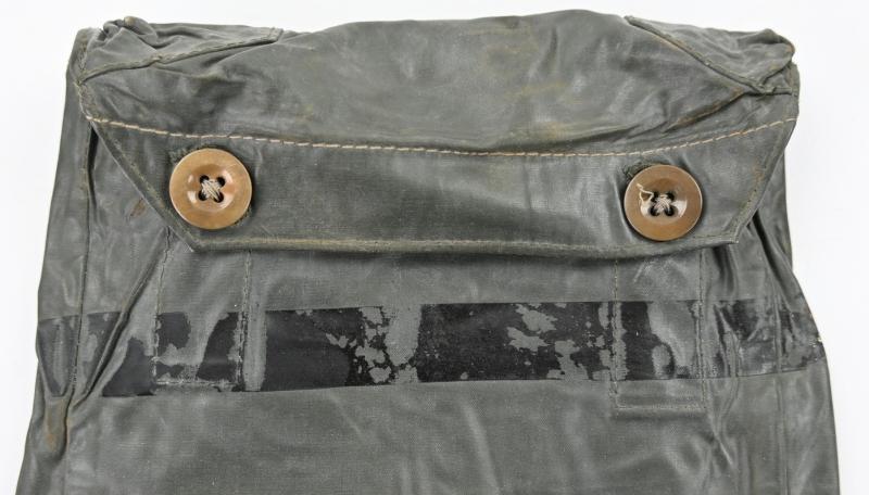 German WH M31 Gascape Pouch