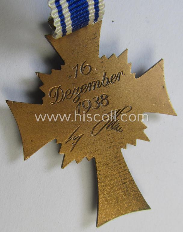 'Ehrenkreuz der Deutschen Mutter - Dritte Stufe' that comes in a 'virtually mint- ie. unissued', condition