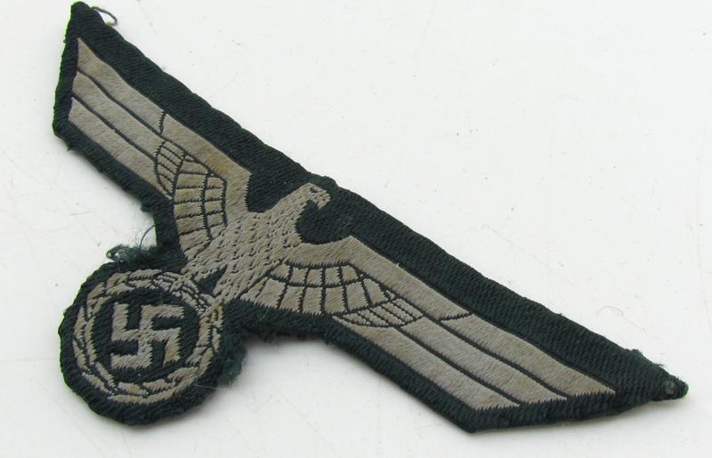 Wehrmacht (Heer) M36 ‘BeVo’ breast eagle
