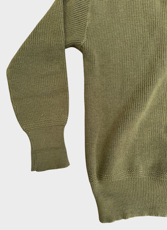 US WWII V-Neck Sweater
