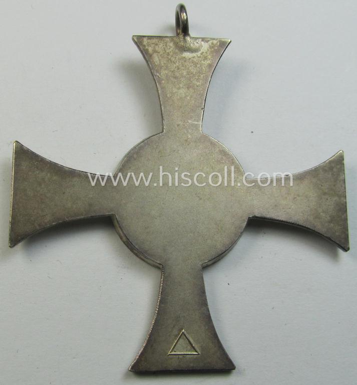 Superb - nicely enamelled and actually fairly scarcely found! - so-called: 'DRK-Schwesternkreuz des 2. Modell' that comes as issued and/or stored for decades