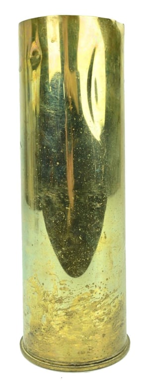British WW2 25pds Artillery Shell