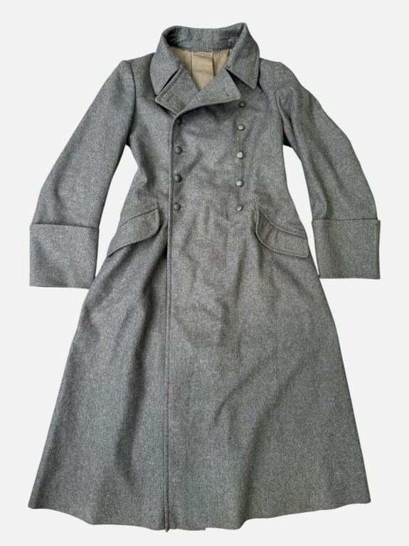 Luftwaffe Greatcoat ( Wachmantel -Top Condition )