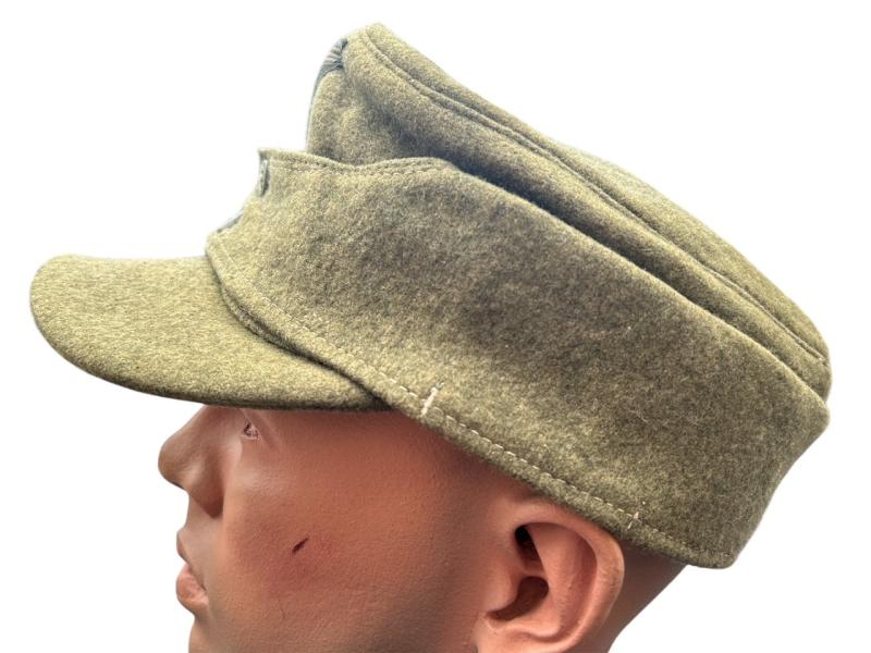 M43 Army (Heer) Field Cap ‘Einheitsfeldmütze’ with RBNr.