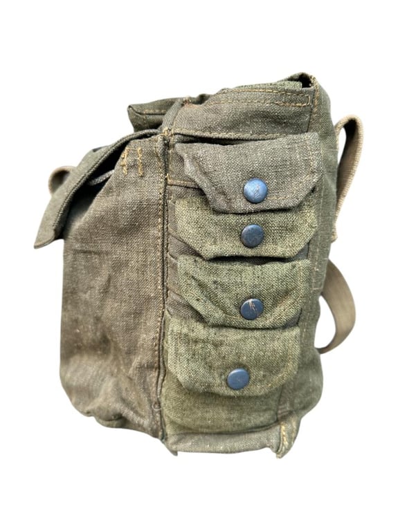 Late-war Pioneer Combat Assault Pouch Set