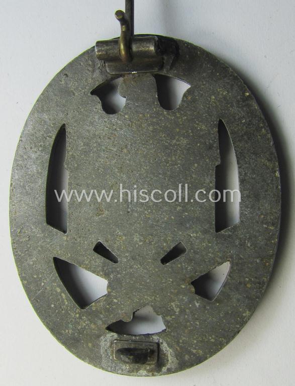 Attractive, 'Allgemeines Sturmabzeichen' (or General Assault Badge ie. GAB), being an unmarked, zinc- (ie. 'Feinzink'-) based so-called: 'flat-back'-pattern by a (by me) unidentified maker