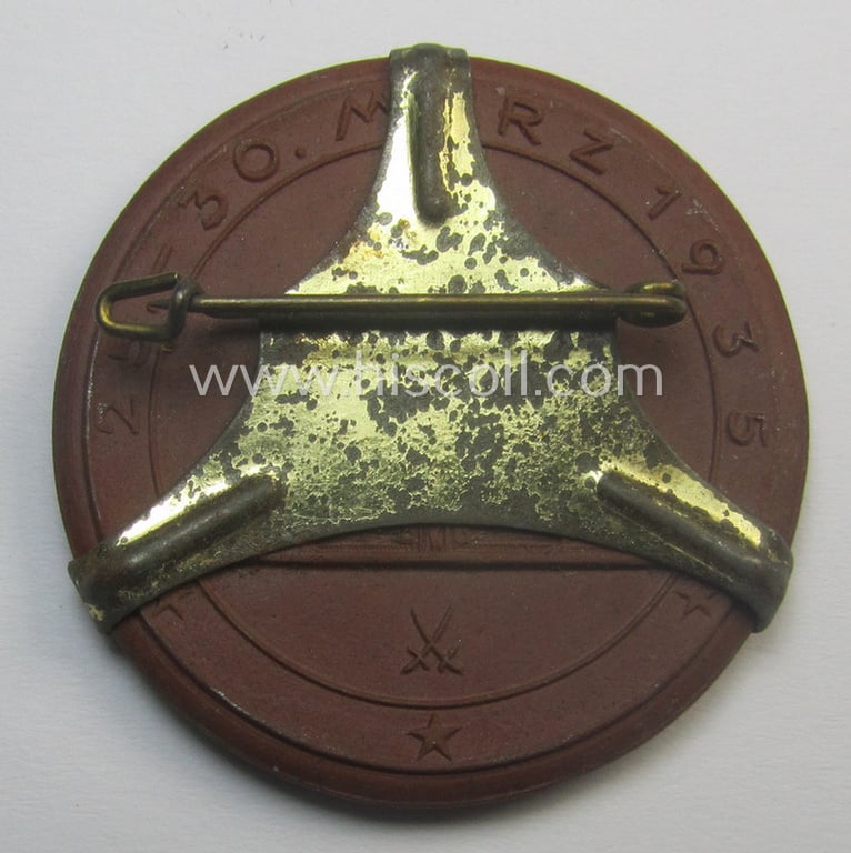Attractive - and not that often encountered! - brownish-red-toned- and/or: 'Meissen'-porcelain-based, so-called: 'Erinnerungs-Medaille' bearing the DAF (ie. Deutscher Arbeitsfront-) logo and text: 'Reichstagung der DAF - Leipzig - 25.-30. März 1935'